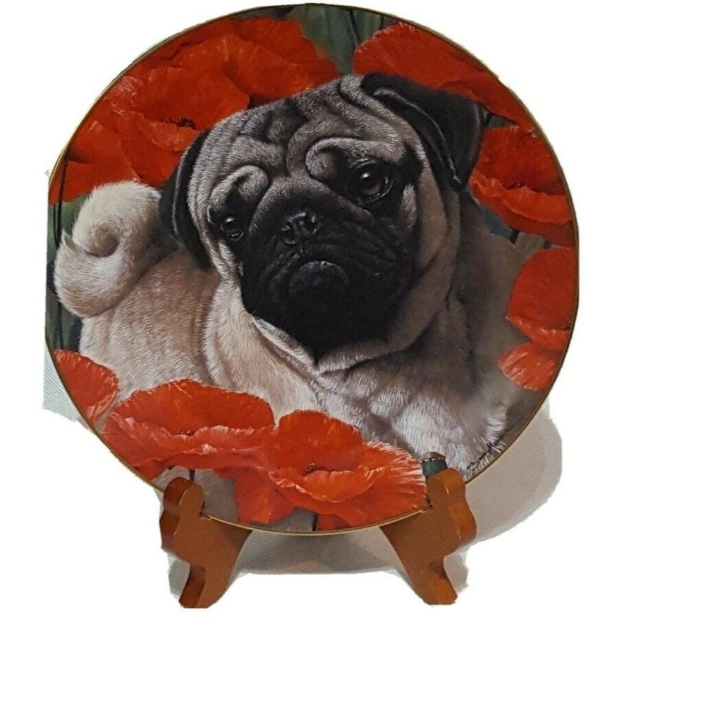 Danbury Mint  Pug Limit Edition Plate POPPY LOVE  by Simon Mendez Retired